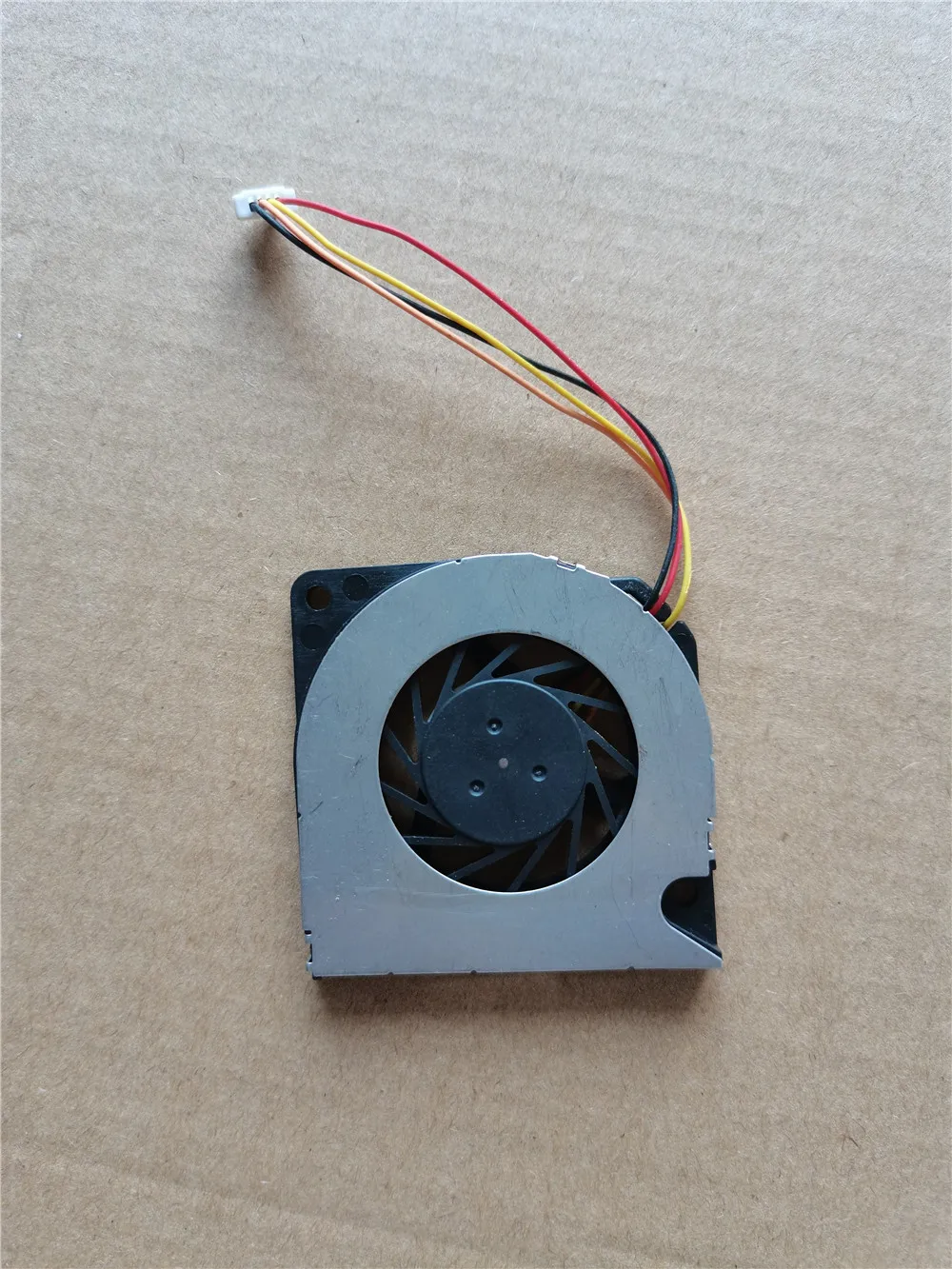 Nuova ventola di raffreddament - Cpu Fan recensione e prezzo